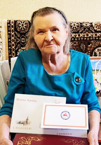 БУРЛЕВА Лидия Ивановна (1935 г.)