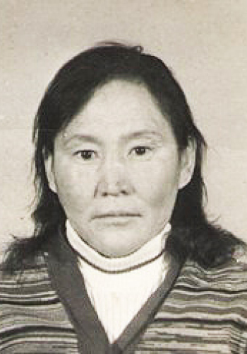 КОЛЫМОВА Валентина Аммосовна (1944 г.)